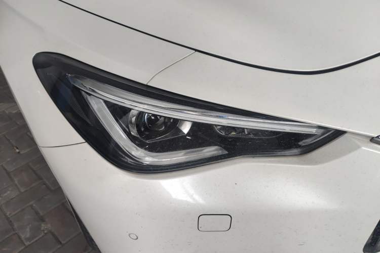 Used Infiniti Q60 2019 S 2.0T Luxury Sport Edition Right Front Headlight