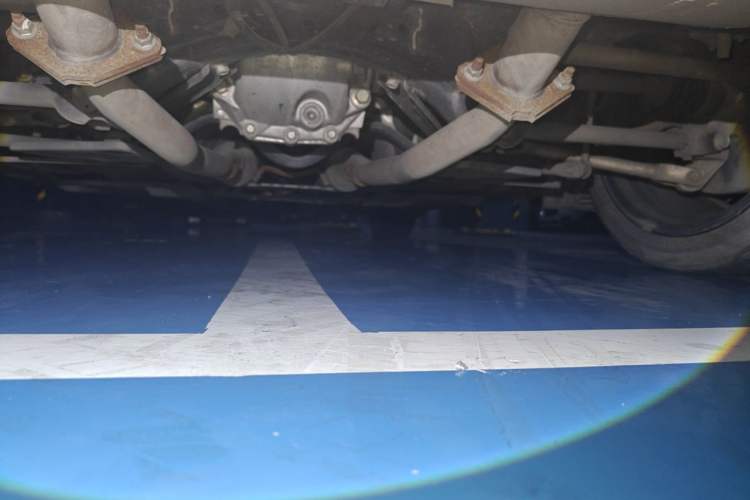 Used Infiniti Q60S  Chassis Rear
