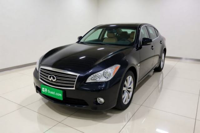 Infiniti Q70 2013 Q70L 2.5L Comfort Edition usata