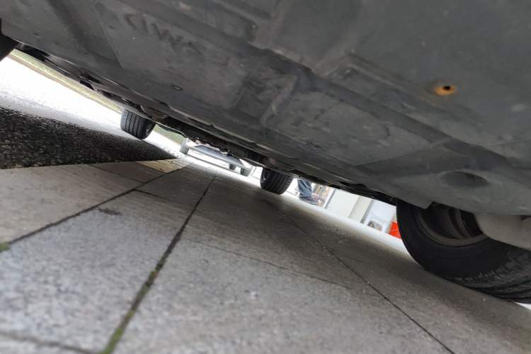 Used Infiniti Q70 2013 Q70L 2.5L Comfort Edition Chassis Front