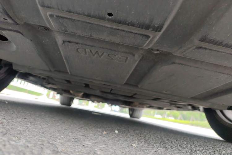 Used Infiniti Q70 2013 Q70L 2.5L Elegance Edition Chassis Front