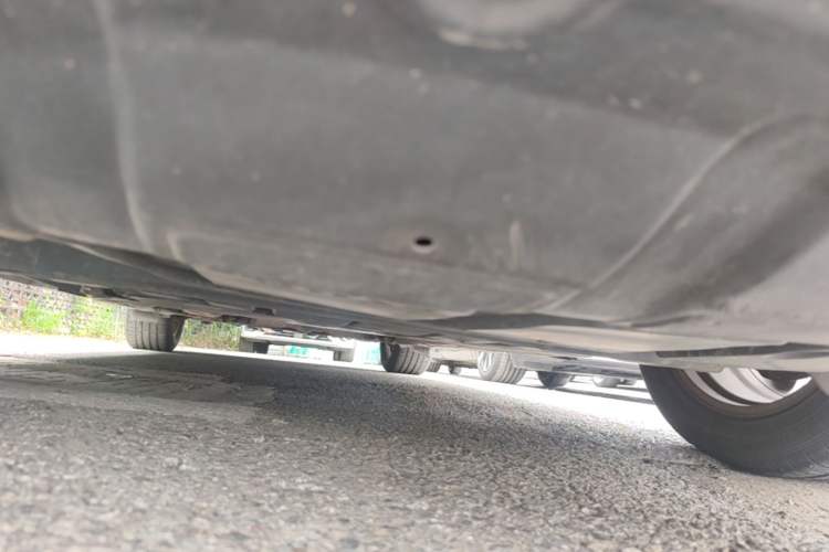 Used Infiniti Q70 2013 Q70L 2.5L Elegance Edition Chassis Front
