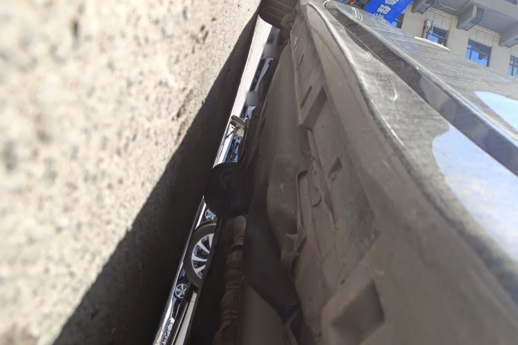 Used Infiniti Q70 2013 Q70L 2.5L Comfort Edition Chassis Front Right