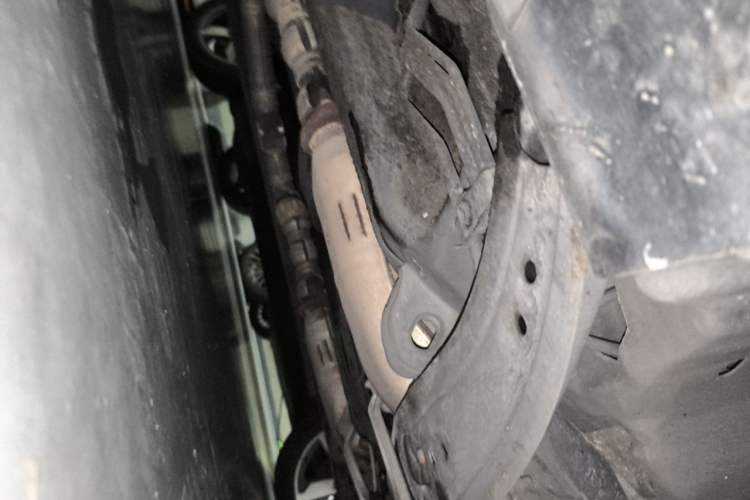 Used Infiniti Q70 2013 Q70L 2.5L Comfort Edition Chassis Front Right