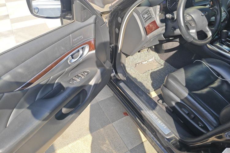 Used Infiniti Q70 2013 Q70L 2.5L Comfort Edition Driver Seat
