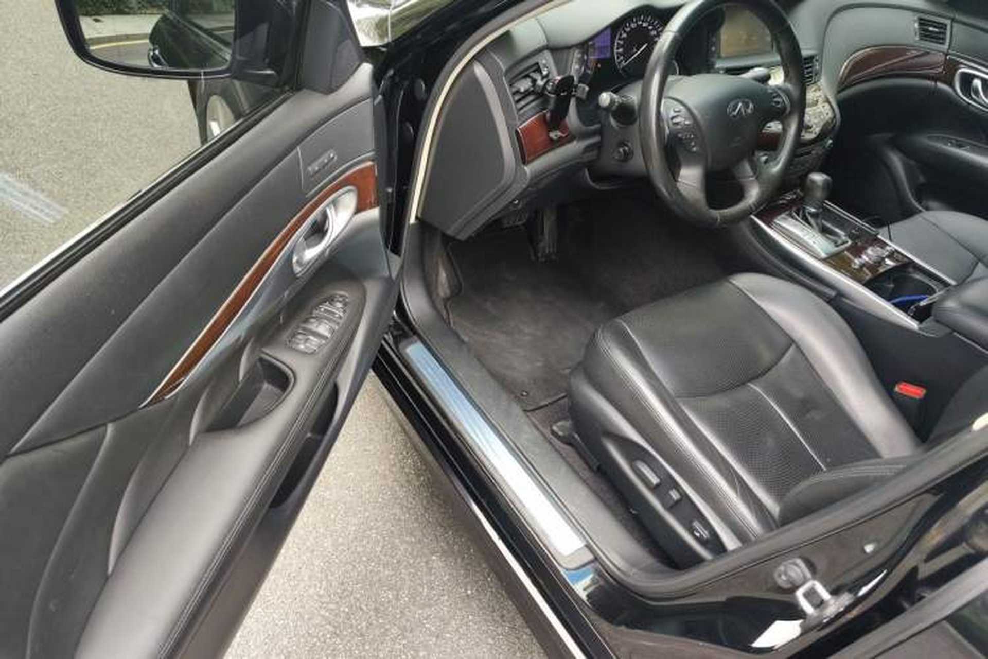 Used Infiniti Q70 2013 Q70L 2.5L Elegance Edition Driver Seat