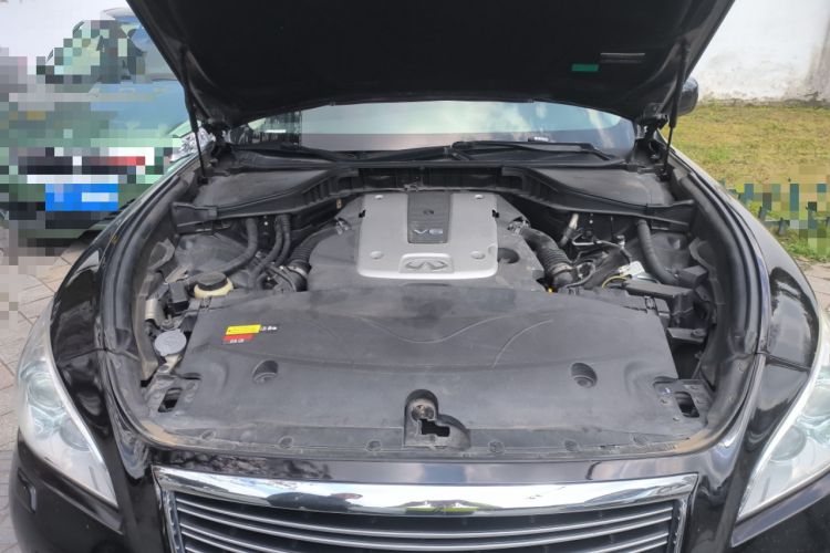 Used Infiniti Q70 2013 Q70L 2.5L Comfort Edition Engine Bay
