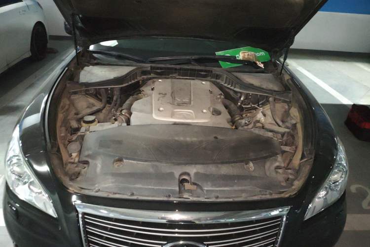 Used Infiniti Q70 2013 Q70L 2.5L Comfort Edition Engine Bay
