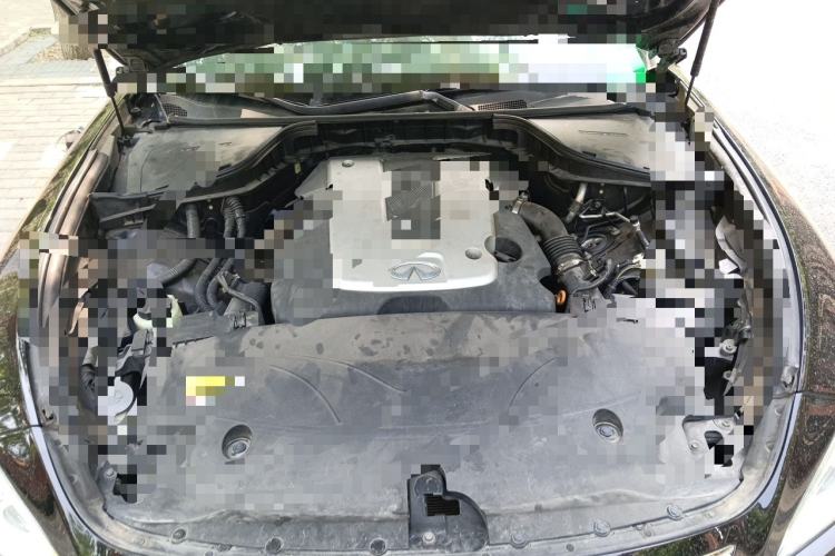 Used Infiniti Q70 2013 Q70L 2.5L Comfort Edition Engine Bay