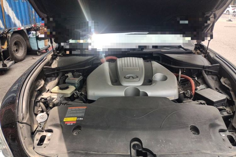 Used Infiniti Q70 2013 Q70L 3.5L Hybrid Luxury Edition Engine Bay