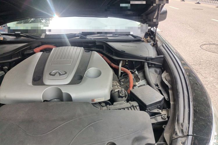 Used Infiniti Q70 2013 Q70L 3.5L Hybrid Luxury Edition Engine Bay Left