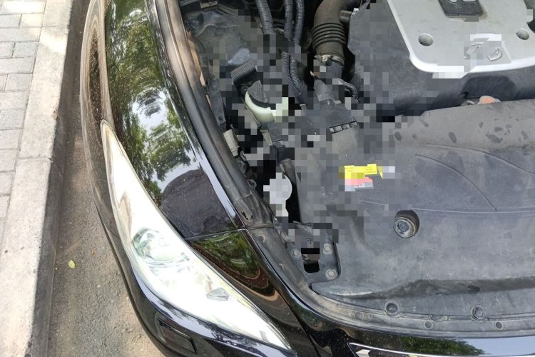 Used Infiniti Q70 2013 Q70L 2.5L Comfort Edition Engine Bay Right