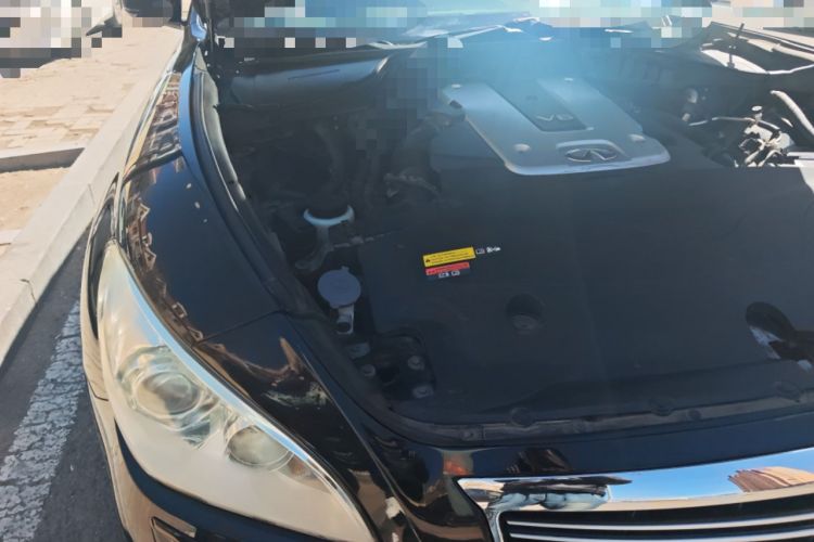 Used Infiniti Q70 2013 Q70L 2.5L Comfort Edition Engine Bay Right