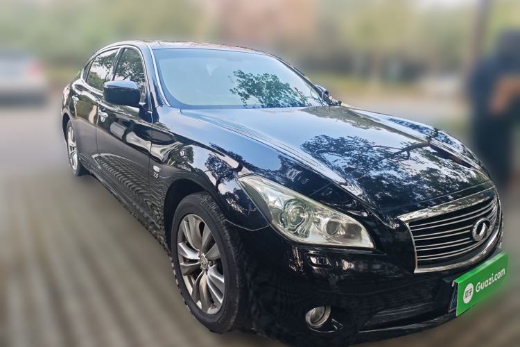 Used Infiniti Q70 2013 Q70L 2.5L Elegance Edition Exterior 1