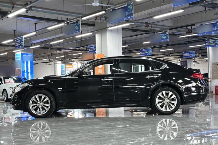 Used Infiniti Q70 2013 Q70L 2.5L Comfort Edition Exterior 8