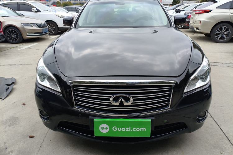 Used Infiniti Q70 2013 Q70L 2.5L Elegance Edition Front