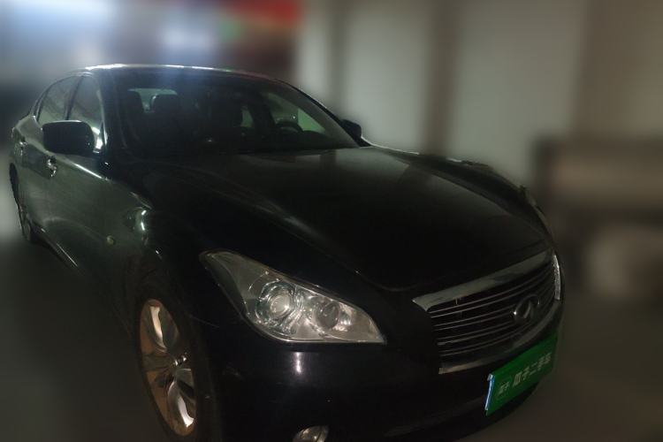 Used Infiniti Q70 2013 Q70L 2.5L Comfort Edition Front