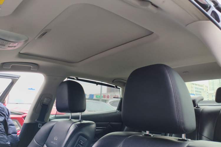 Used Infiniti Q70 2013 Q70L 2.5L Elegance Edition Headliner