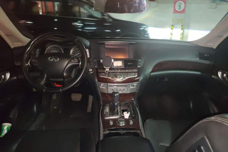 Used Infiniti Q70 2013 Q70L 2.5L Elegance Edition Headliner