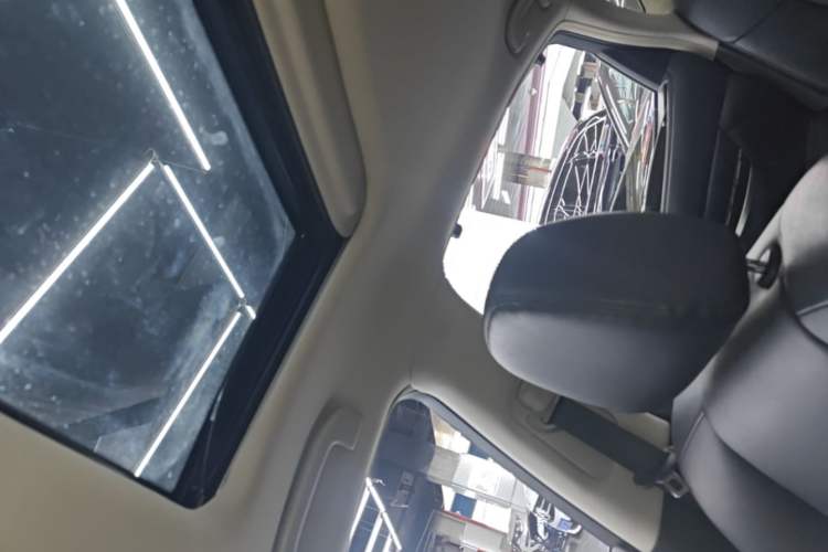 Used Infiniti Q70 2013 Q70L 2.5L Comfort Edition Headliner