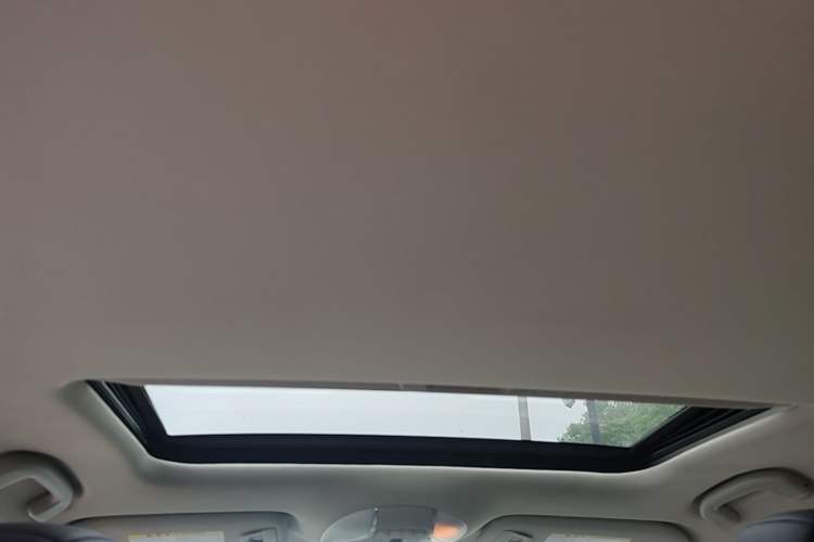 Used Infiniti Q70 2013 Q70L 2.5L Elegance Edition Headliner
