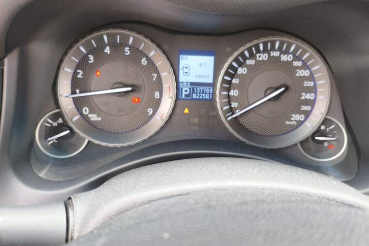 Used Infiniti Q70 2013 Q70L 2.5L Elegance Edition Instrument Cluster
