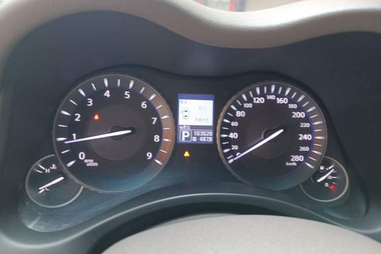 Used Infiniti Q70 2013 Q70L 2.5L Comfort Edition Instrument Cluster