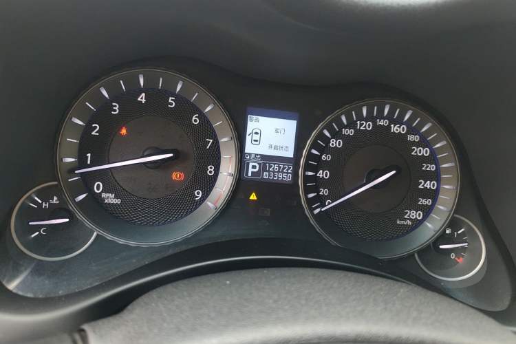 Used Infiniti Q70 2013 Q70L 2.5L Elegance Edition Instrument Cluster