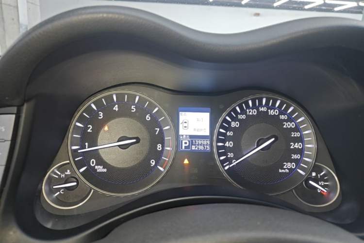 Used Infiniti Q70 2013 Q70L 2.5L Comfort Edition Instrument Cluster