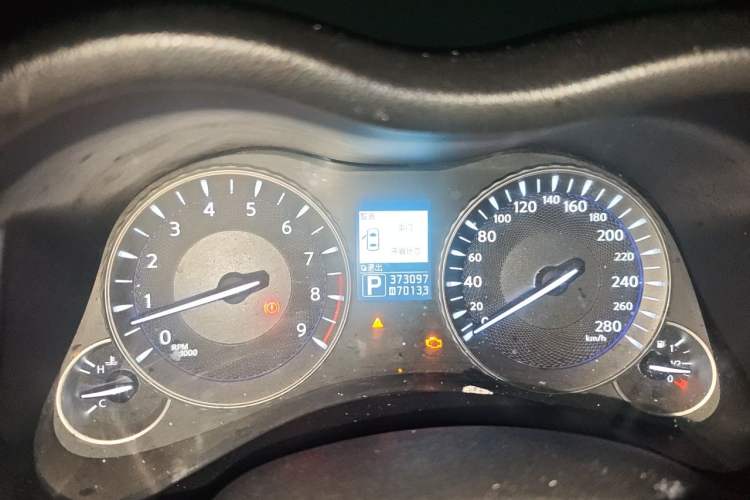 Used Infiniti Q70 2013 Q70L 2.5L Comfort Edition Instrument Cluster