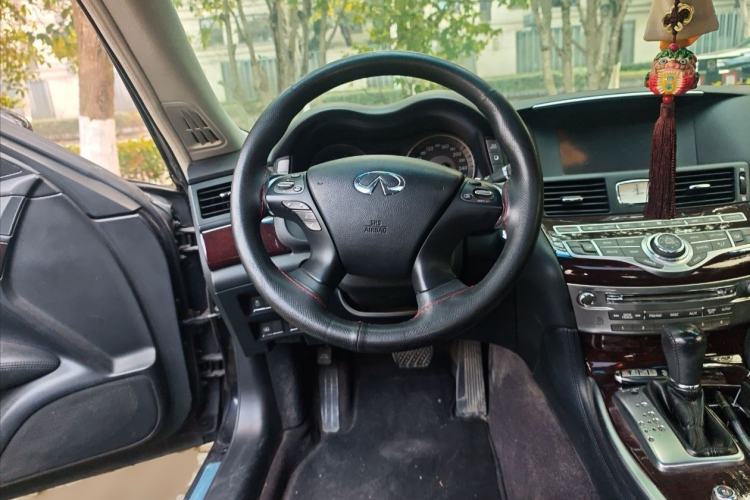 Used Infiniti Q70 2013 Q70L 2.5L Elegance Edition Interior 2