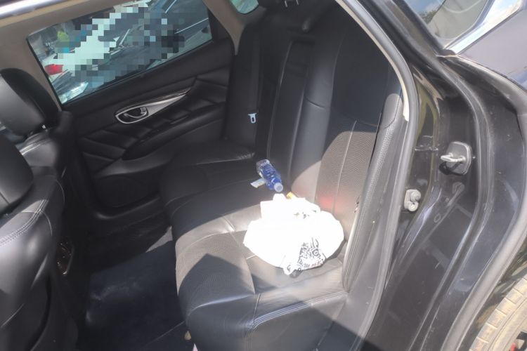 Used Infiniti Q70 2013 Q70L 2.5L Comfort Edition Interior 4