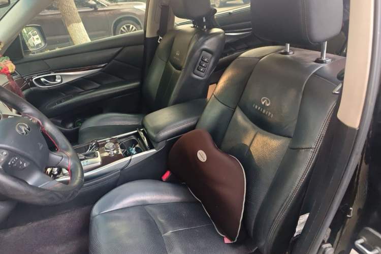Used Infiniti Q70 2013 Q70L 2.5L Elegance Edition Interior 4