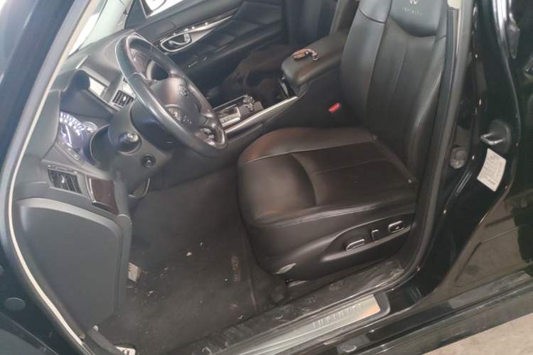 Used Infiniti Q70 2013 Q70L 2.5L Elegance Edition Left Front Seat