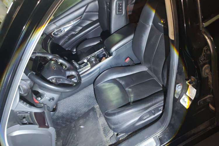 Used Infiniti Q70 2013 Q70L 2.5L Elegance Edition Left Front Seat