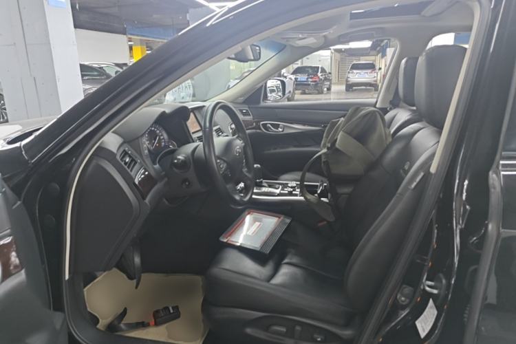 Used Infiniti Q70 2013 Q70L 2.5L Comfort Edition Left Front Seat