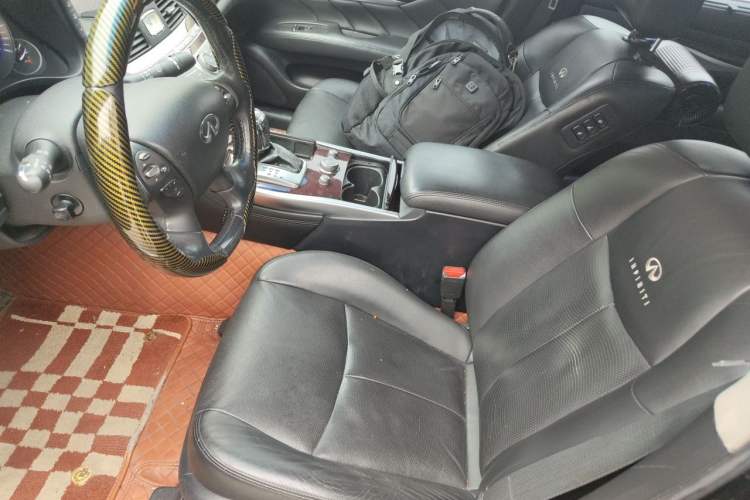 Used Infiniti Q70 2013 Q70L 2.5L Elegance Edition Left Front Seat