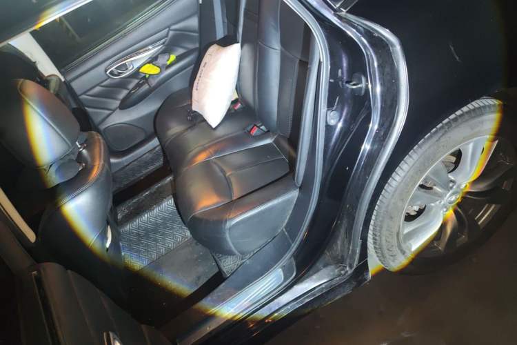 Used Infiniti Q70 2013 Q70L 2.5L Elegance Edition Left Rear Seat