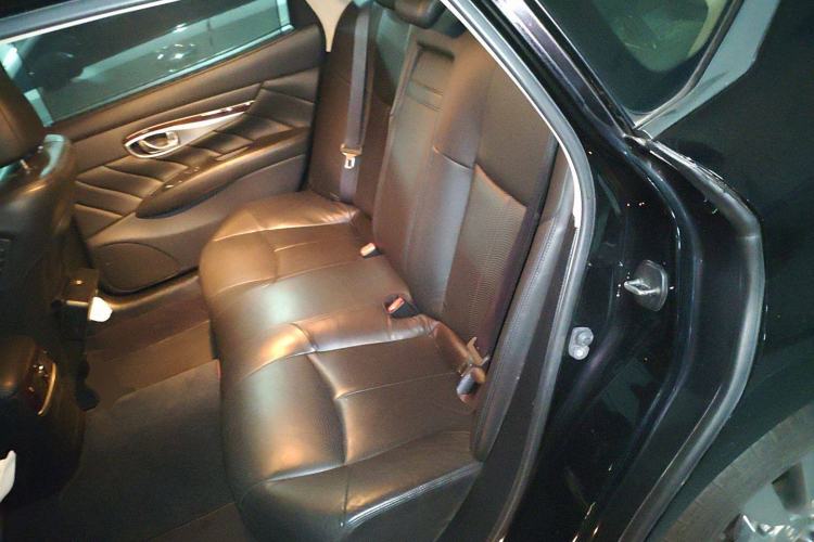 Used Infiniti Q70 2013 Q70L 2.5L Comfort Edition Left Rear Seat
