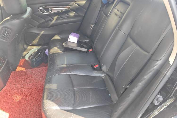Used Infiniti Q70 2013 Q70L 2.5L Comfort Edition Left Rear Seat