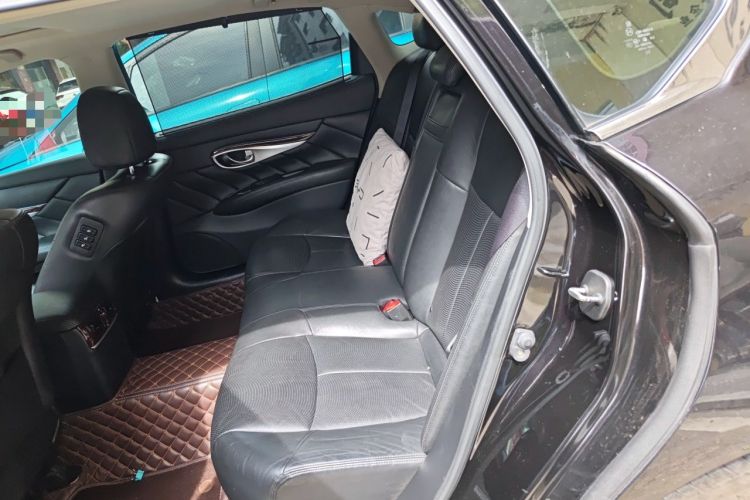 Used Infiniti Q70 2013 Q70L 2.5L Elegance Edition Left Rear Seat