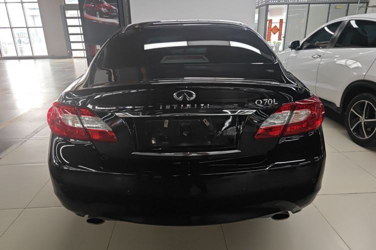Used Infiniti Q70 2013 Q70L 2.5L Elegance Edition Rear