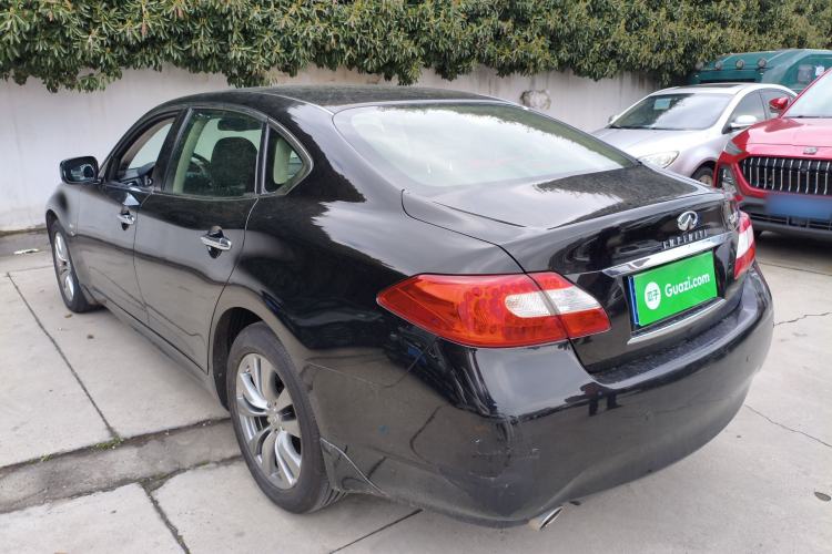 Used Infiniti Q70 2013 Q70L 2.5L Elegance Edition Rear Left 45 Deg