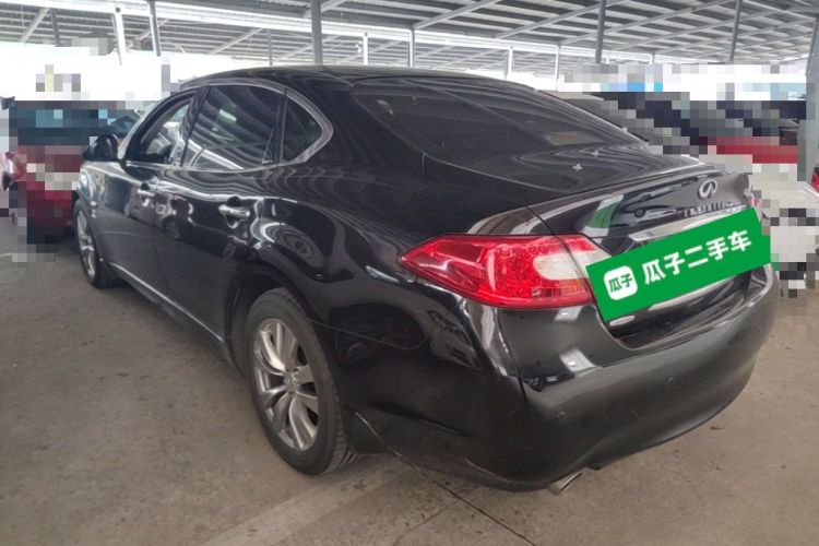 Used Infiniti Q70 2013 Q70L 2.5L Elegance Edition Rear Left 45 Deg