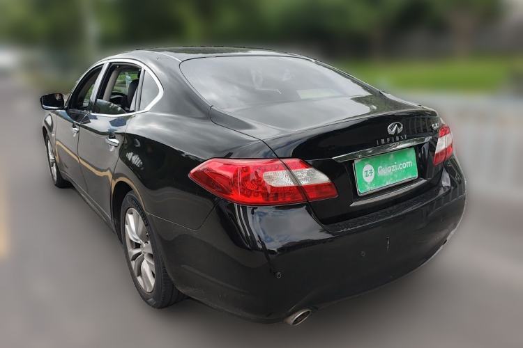 Used Infiniti Q70 2013 Q70L 2.5L Elegance Edition Rear Left 45 Deg