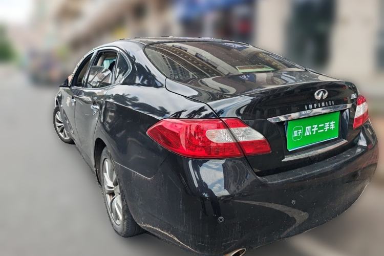 Used Infiniti Q70 2013 Q70L 2.5L Elegance Edition Rear Left 45 Deg