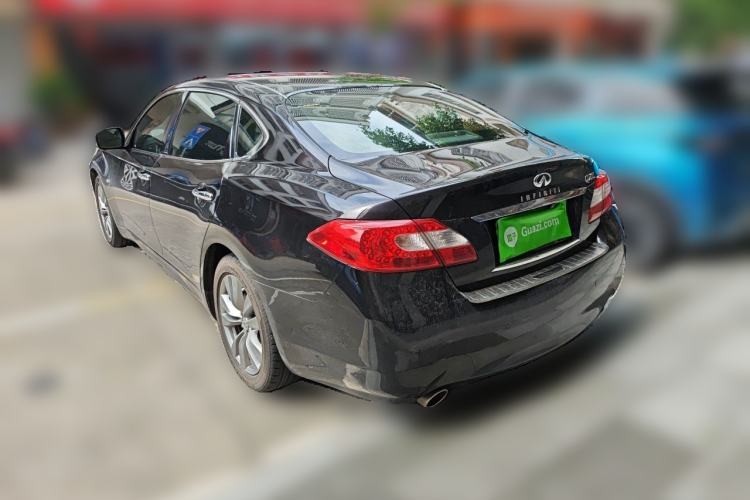 Used Infiniti Q70 2013 Q70L 2.5L Elegance Edition Rear Left 45 Deg