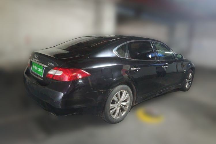 Used Infiniti Q70 2013 Q70L 2.5L Elegance Edition Rear Right 45 Deg
