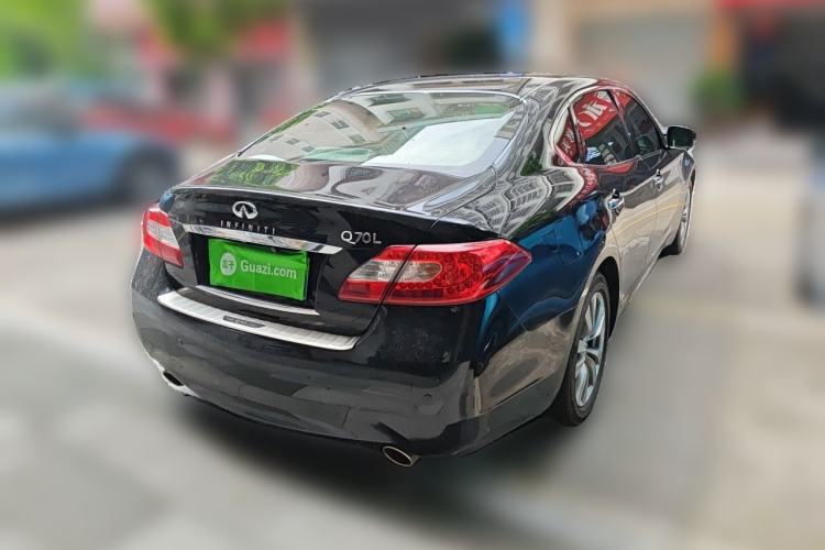 Used Infiniti Q70 2013 Q70L 2.5L Elegance Edition Rear Right 45 Deg