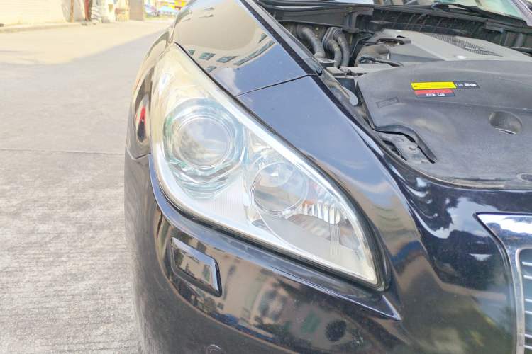 Used Infiniti Q70 2013 Q70L 2.5L Comfort Edition Right Front Headlight